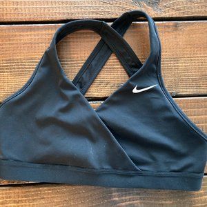 Nike (M) Maternity Nursing Bra
